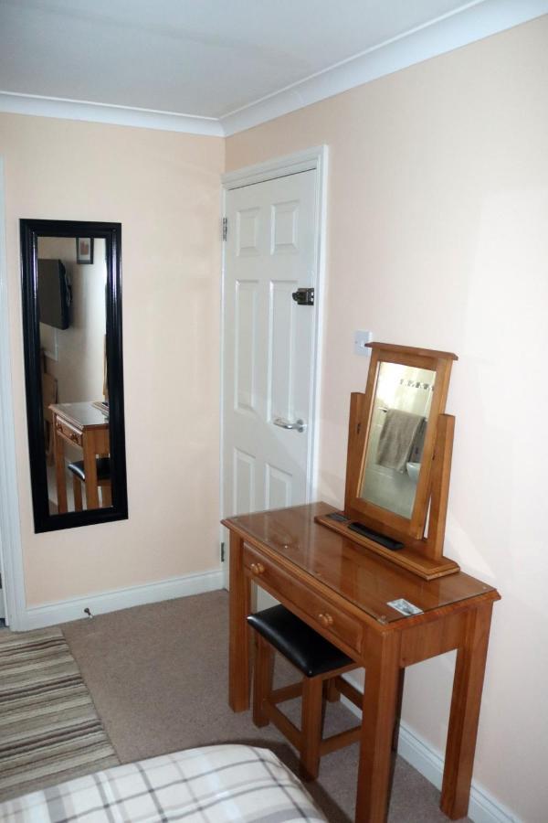 Bed and Breakfast Highworth House Swindon Exterior foto